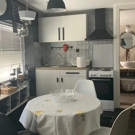 Apartment Colored *